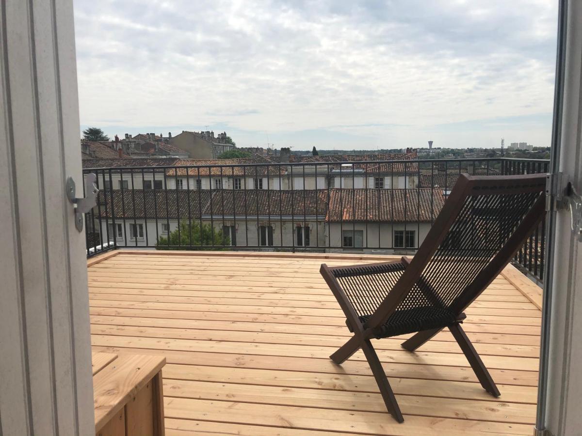 Beautifully Renovated Rooms On Place New York 昂古莱姆 外观 照片
