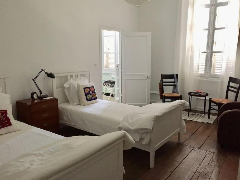 Beautifully Renovated Rooms On Place New York 昂古莱姆 外观 照片