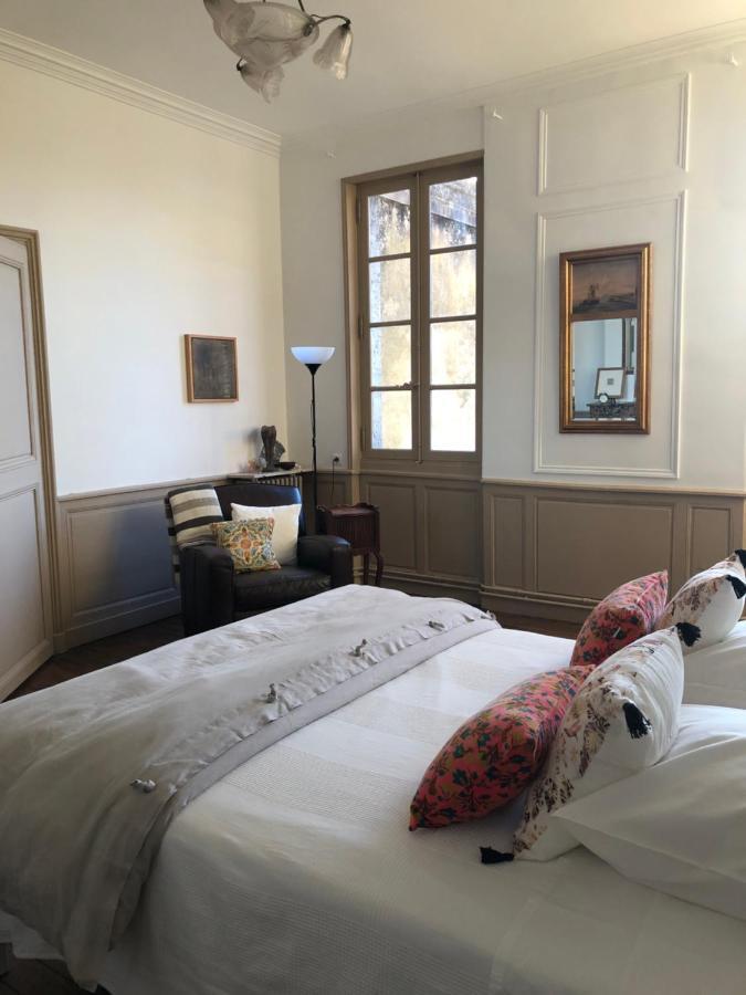 Beautifully Renovated Rooms On Place New York 昂古莱姆 外观 照片